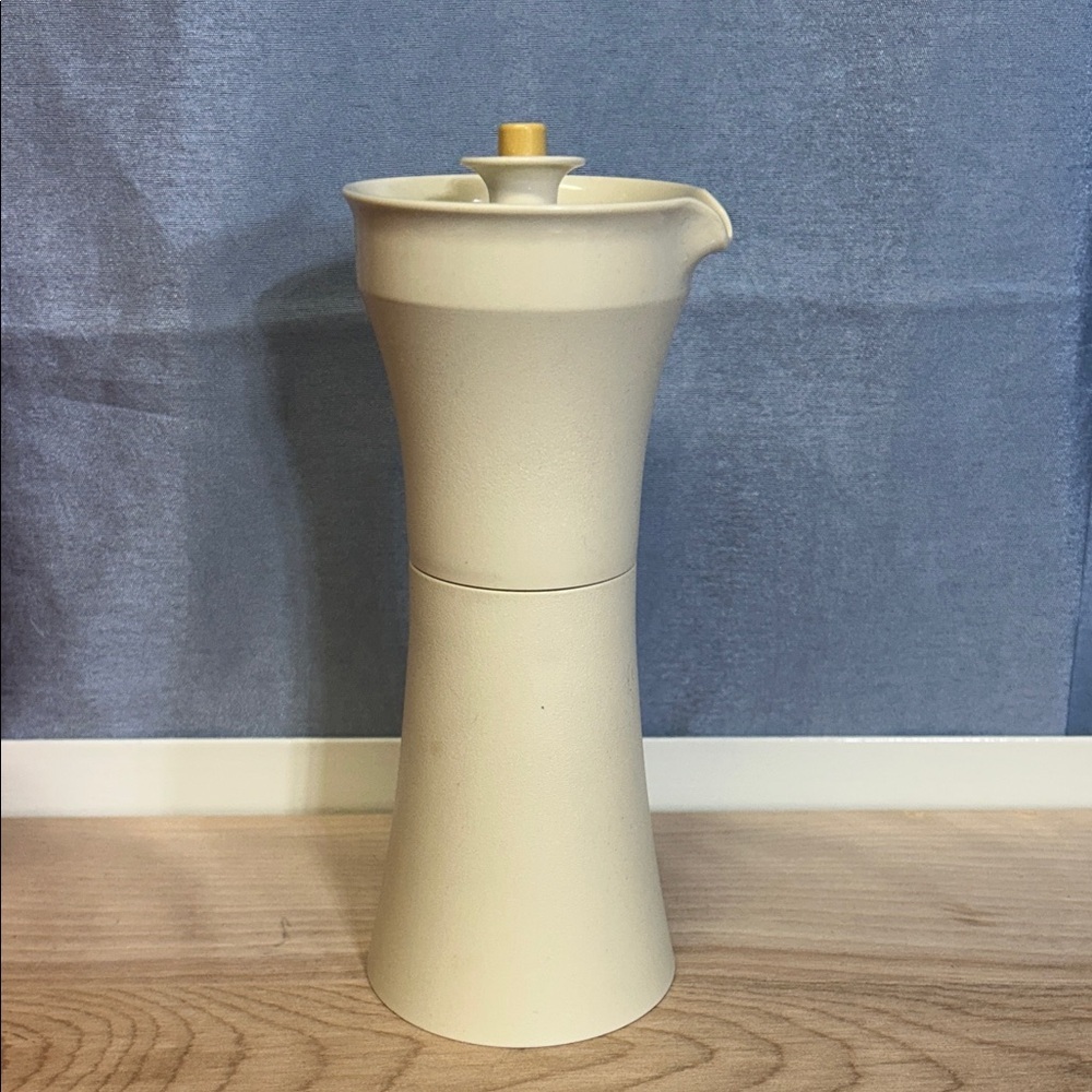 Vintage Tupperware Almond Salad Dressing Cruet/Creamer #1246-15 With Lid